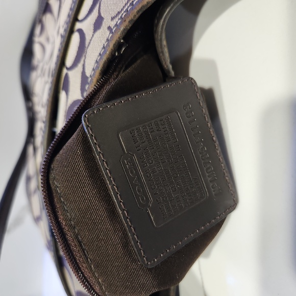 Vintage COACH Hampton Signature 11193 Brown Canvas Crossbody with Matching Pouch - Picture 6 of 8